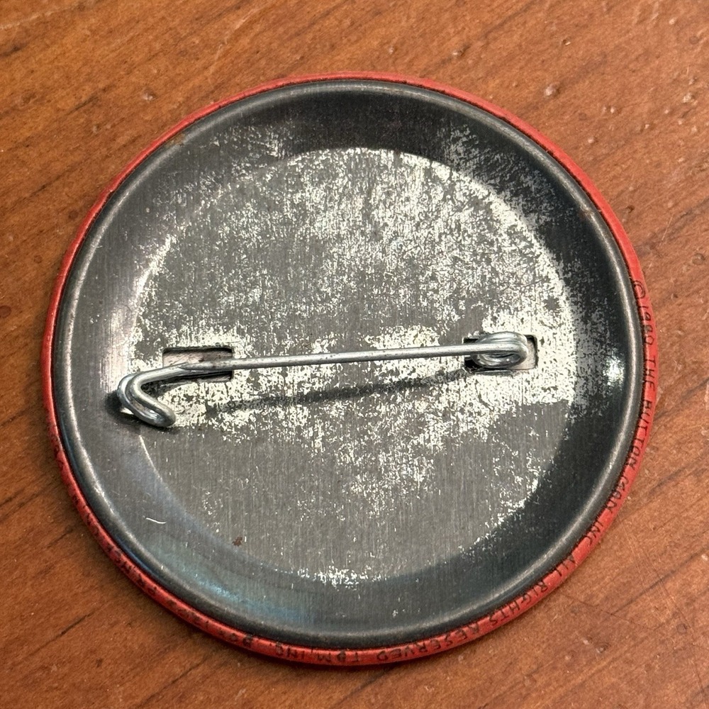 Anti No Alligator Crocodile Lacoste Vintage Pinback Button Pin Round Circle READ - Picture 3 of 3